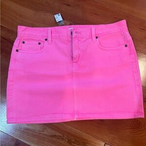 J. Crew Bright Pink Mini Skirt, Sz 31 NWT